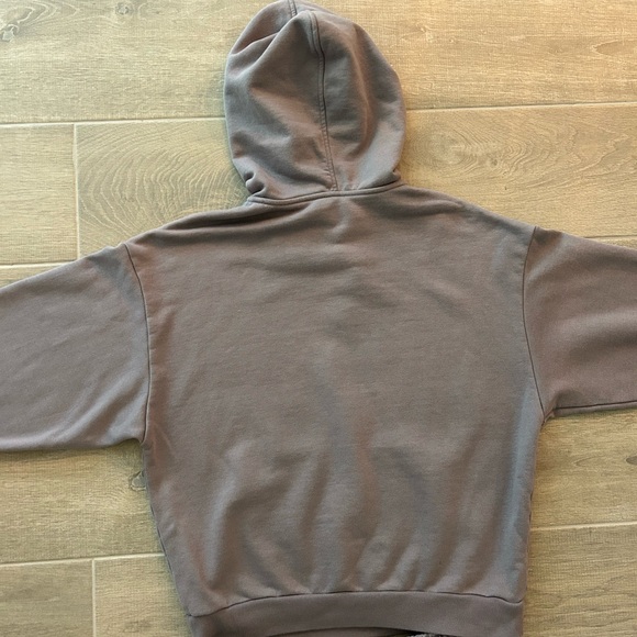 Alo Accolade sweat set - Picture 7 of 9